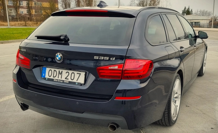 BMW Seria 5 cena 69900 przebieg: 338000, rok produkcji 2016 z Kielce małe 742